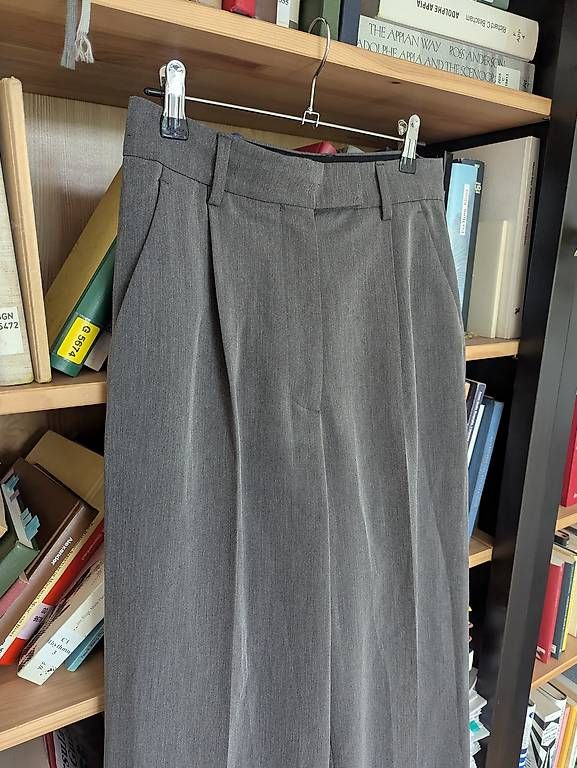 Pantaloni: GUAJA Studio Jagger Tailored Pants grau S – Usato da Zürich venduto da lin_6dtc 3