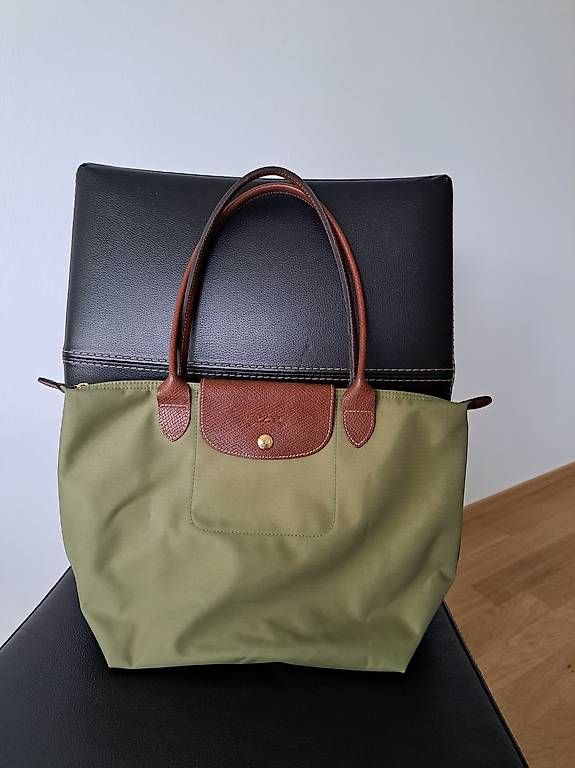 Borse da donna: Olivgrüne Longchamp Le Pliage Grösse M – Usato da Winterthur venduto da ste_jhr6