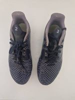 Chaussures de foot à crampons taille 35