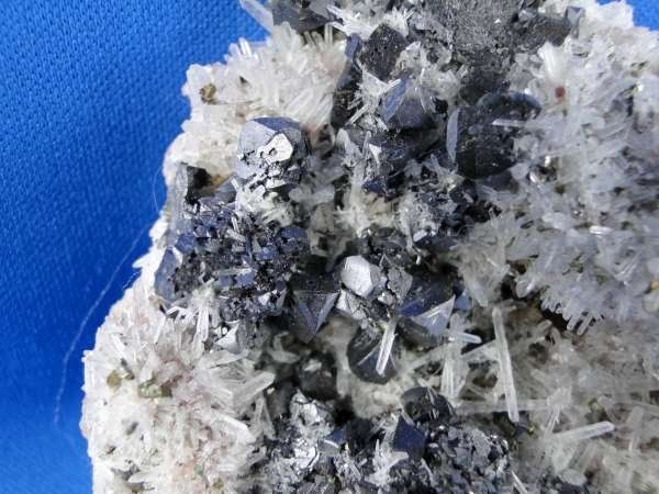 Mineralien & Heilsteine: Galena und Sphalerit auf Quarz-Matrix – Gebraucht aus Schinznach Bad von Demerald 5