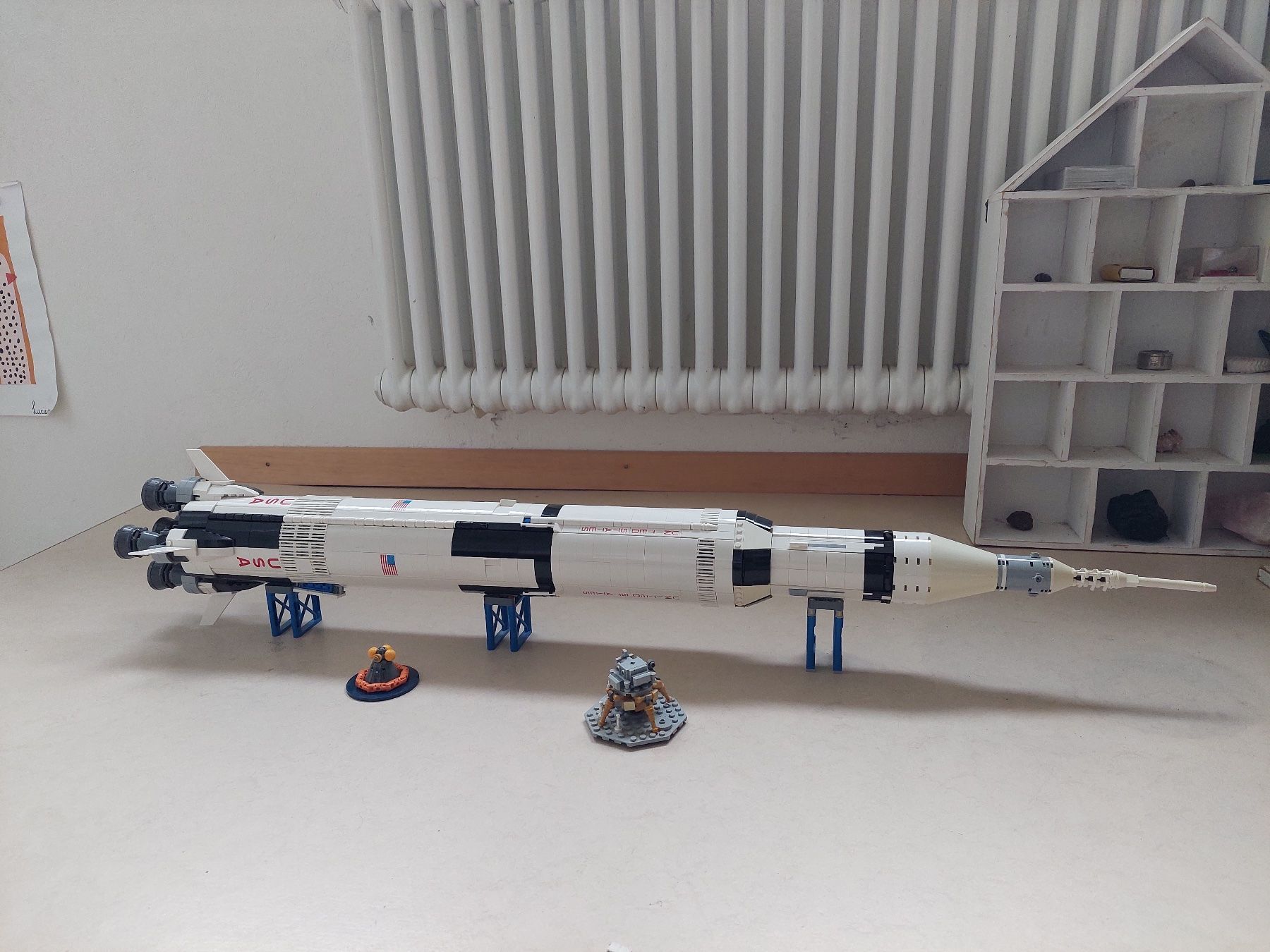 Lego Kit di costruzioni: LEGO Set 21309 NASA Apollo Saturn – Usato da Cormondrèche venduto da PerretGuillaume 2