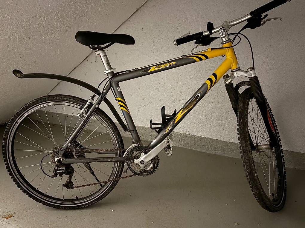 Biciclette: Velo 27 – Usato da Niederweningen venduto da Ukieujkona 4