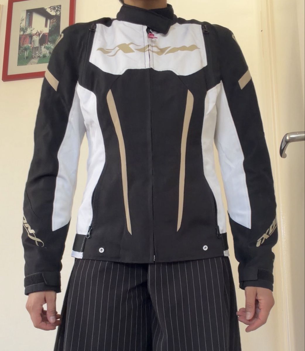 Ixon Giacche: Ixon Motorradjacke  – Nuovo (secondo la descrizione) da Biel/Bienne venduto da shekinah20 7