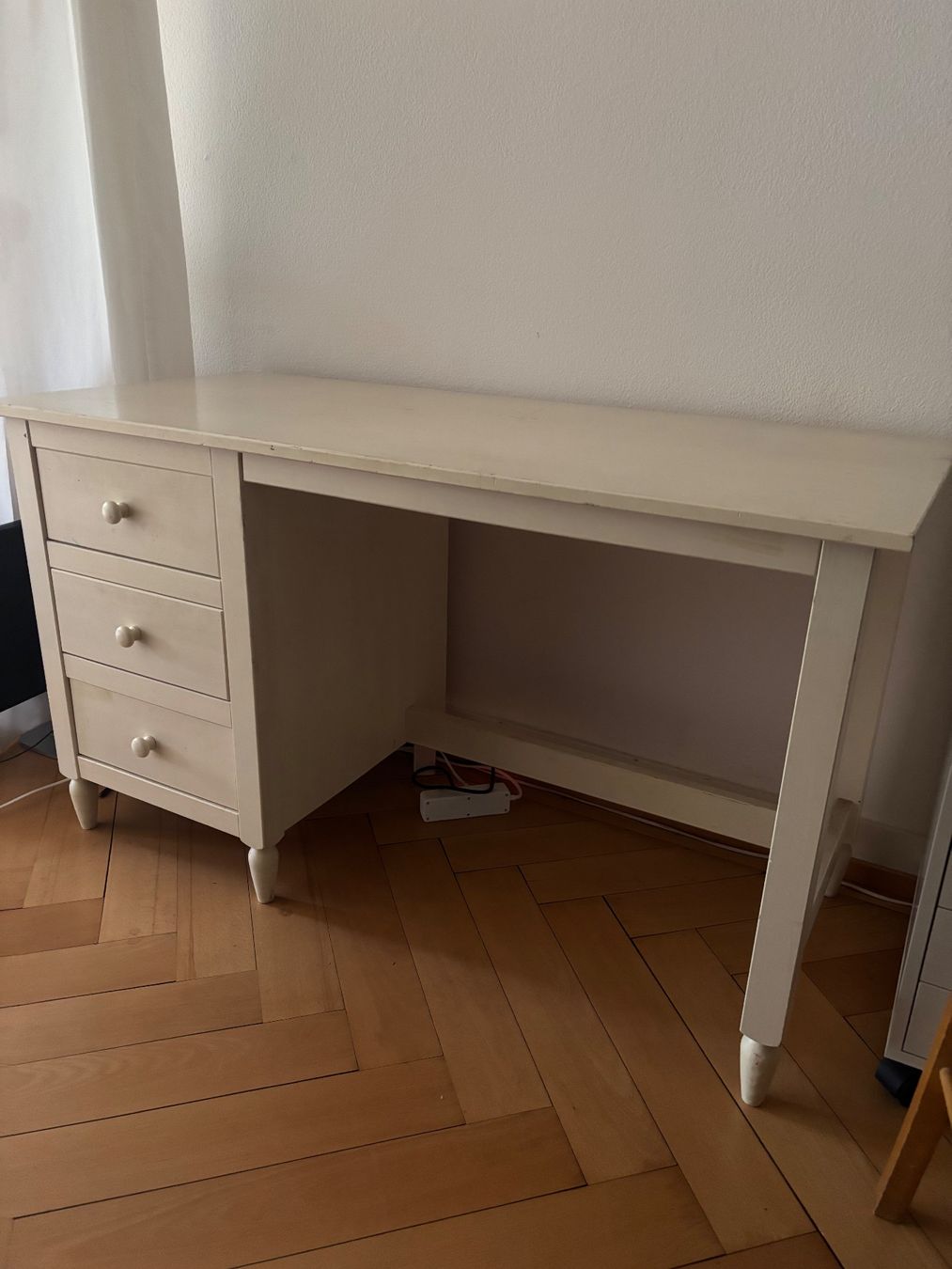 Ikea Bureaux: Schreibtisch weiss IKEA mit Schubladen – D'occasion à Winterthur par fbernhart 2