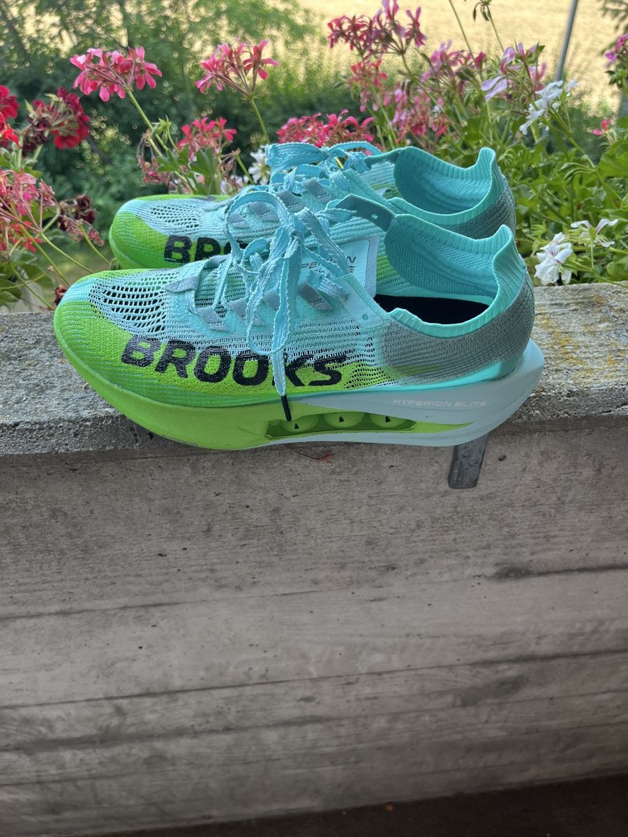 Brooks Chaussures hommes: Brooks Hyperton Elite 5, Gr. 43 – Neuf (Voir description) à Wichtrach par mar_bau3114 1