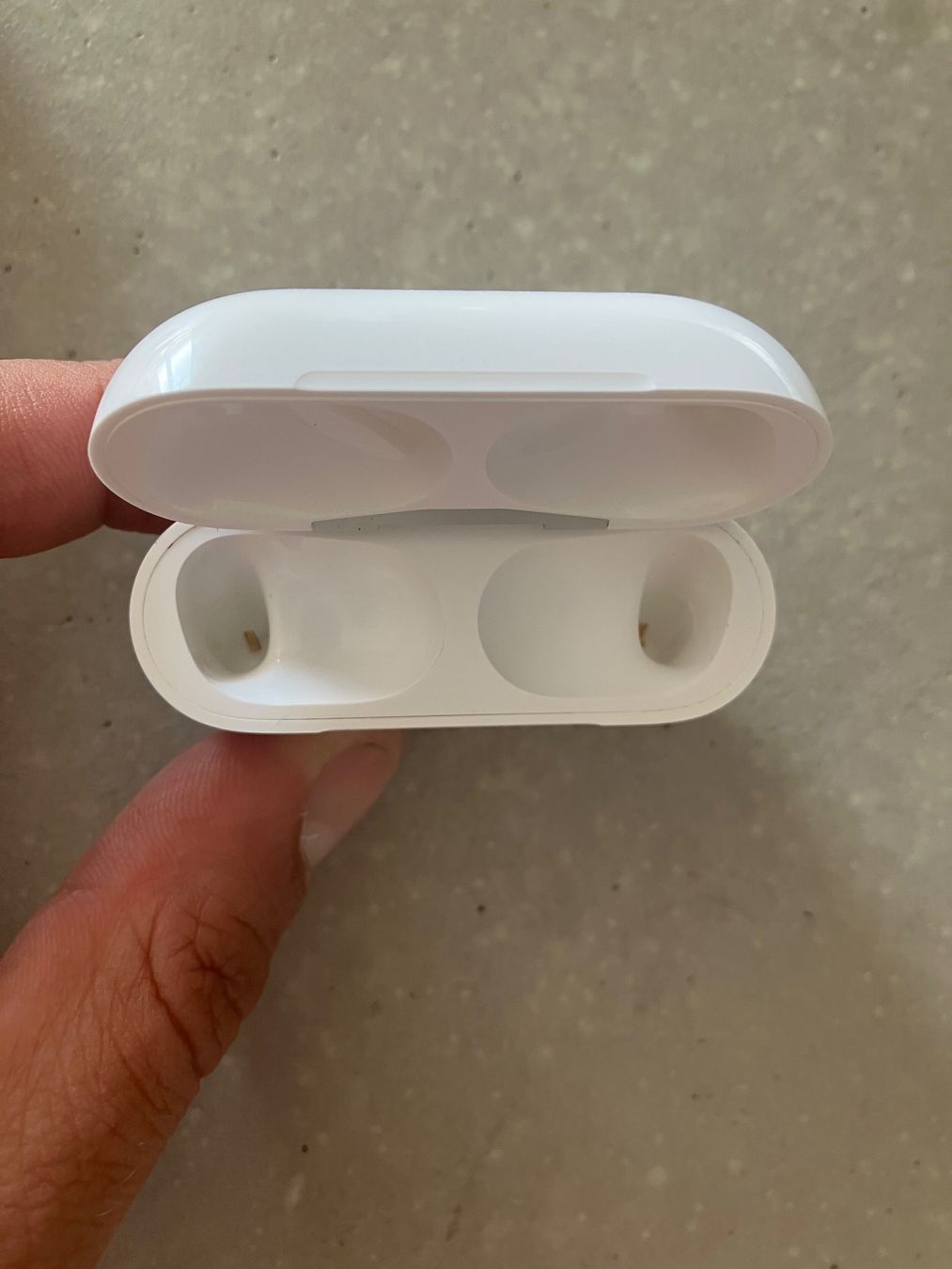 Apple Cuffie: APPLE Air Pods Pro 2 – Usato da Lausanne venduto da mr.v 3