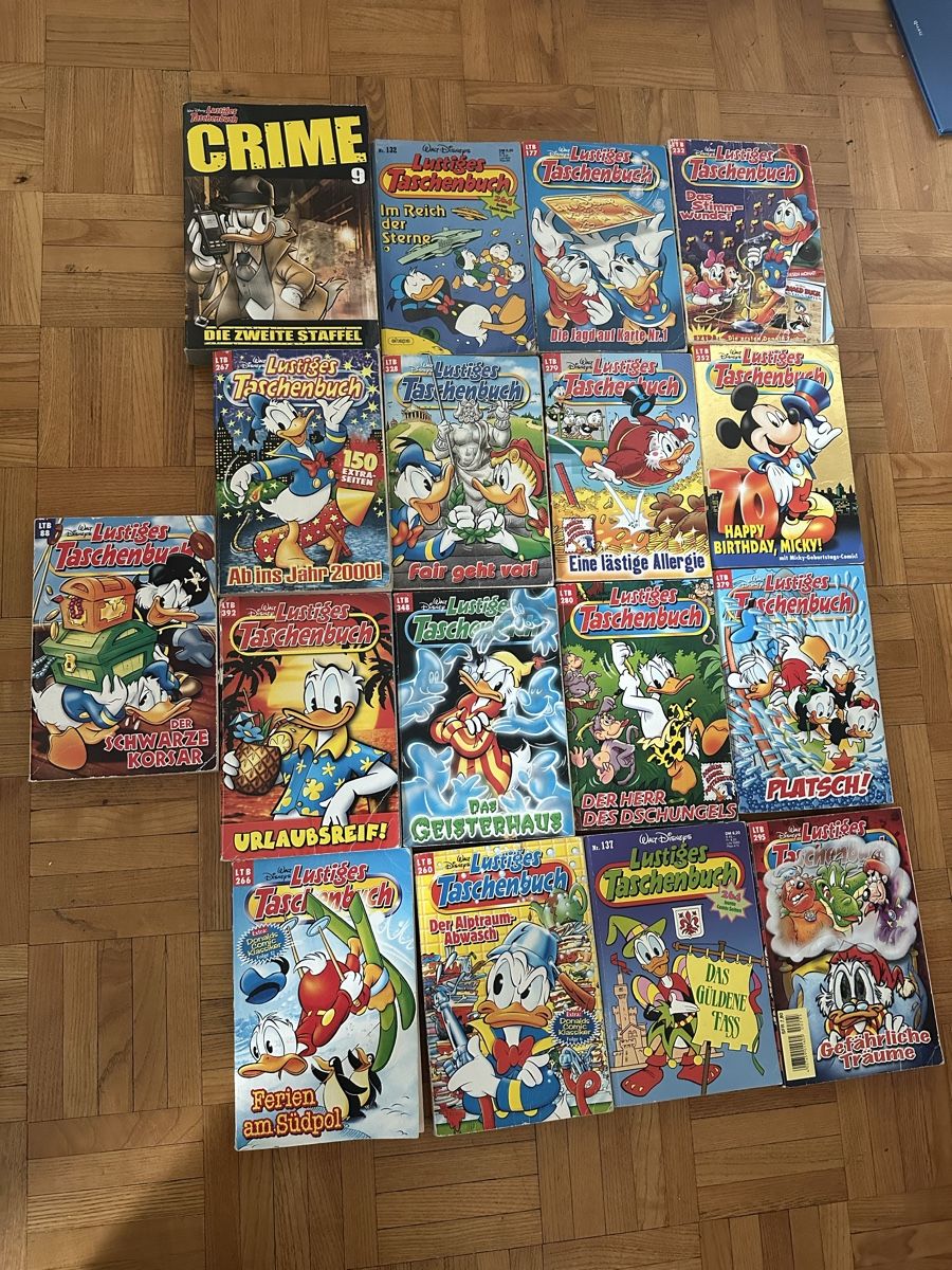 Libri: 24 Walt Disney tachebucn – Usato da Uster venduto da bek_v2ct