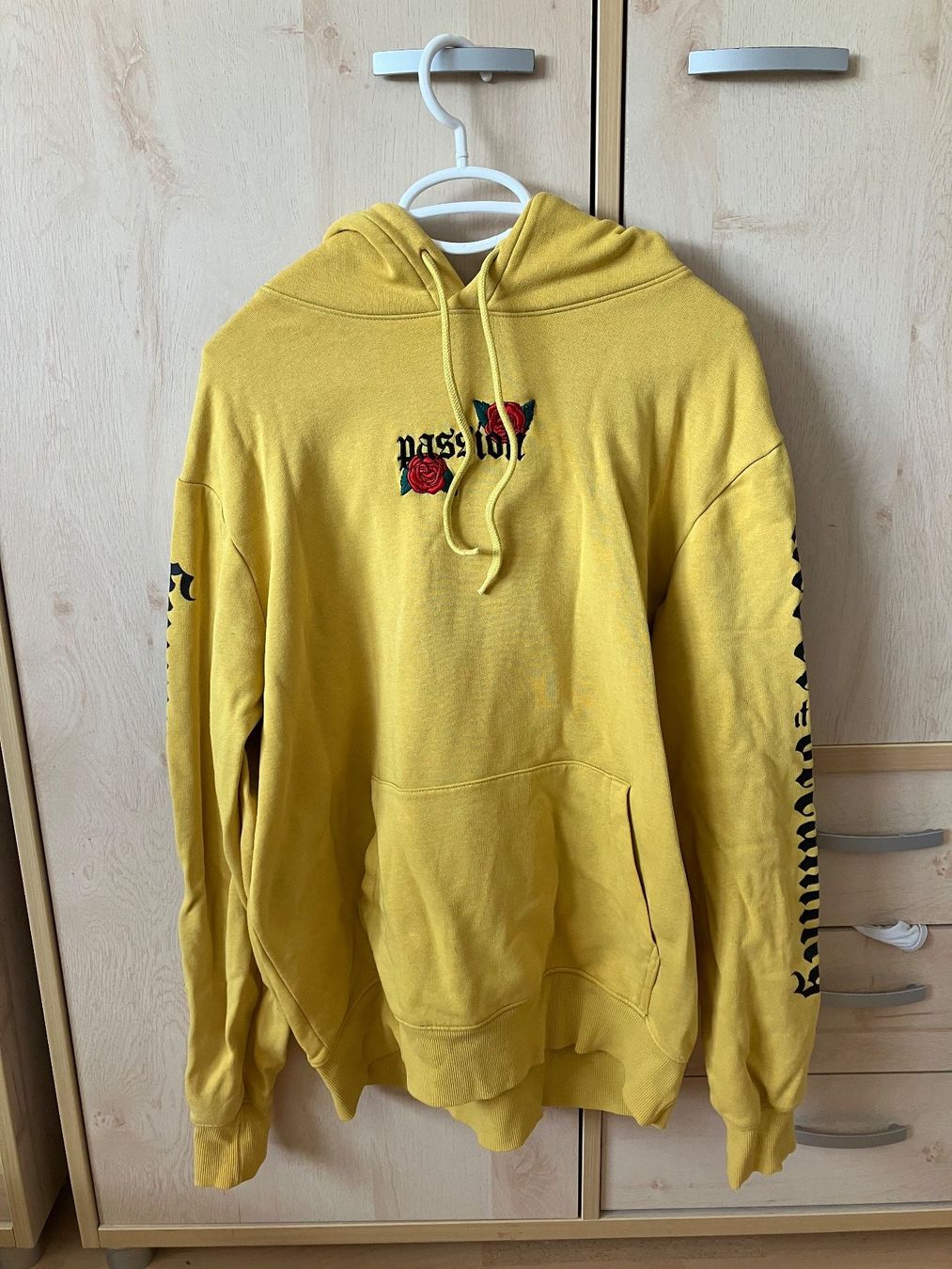 Pulls & Sweat-shirts: Sweatshirt M – D'occasion à Courgenay par LEO_GM