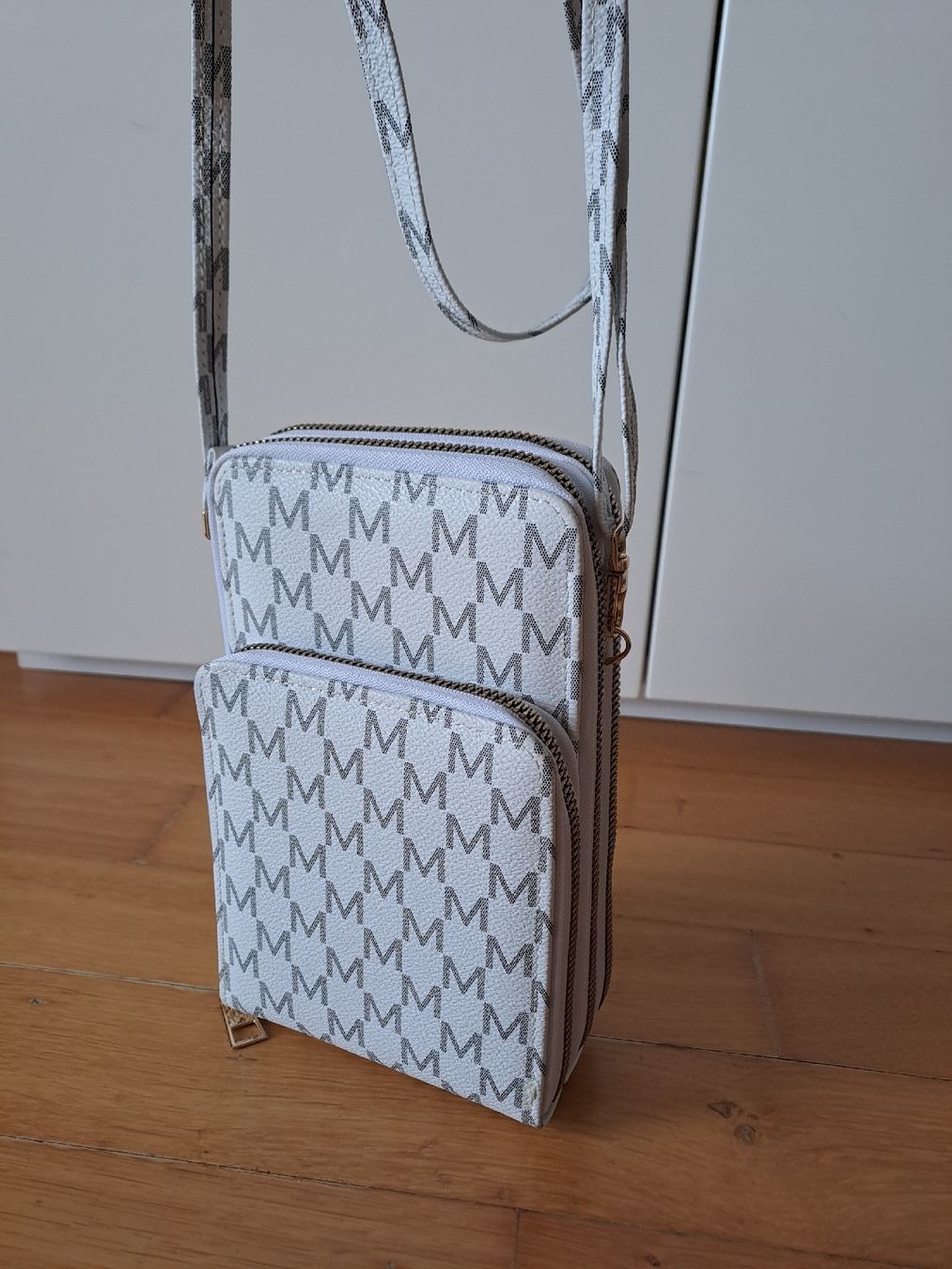 Borse da donna: Handtasche – Nuovo (secondo la descrizione) da Stettlen venduto da cas_zzk7