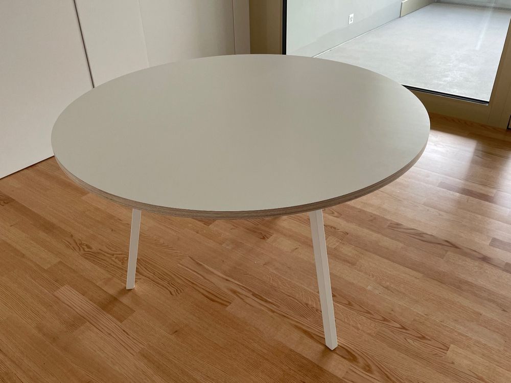 HAY Loop Stand Round Tisch (Neu und originalverpackt) in Windisch für ...