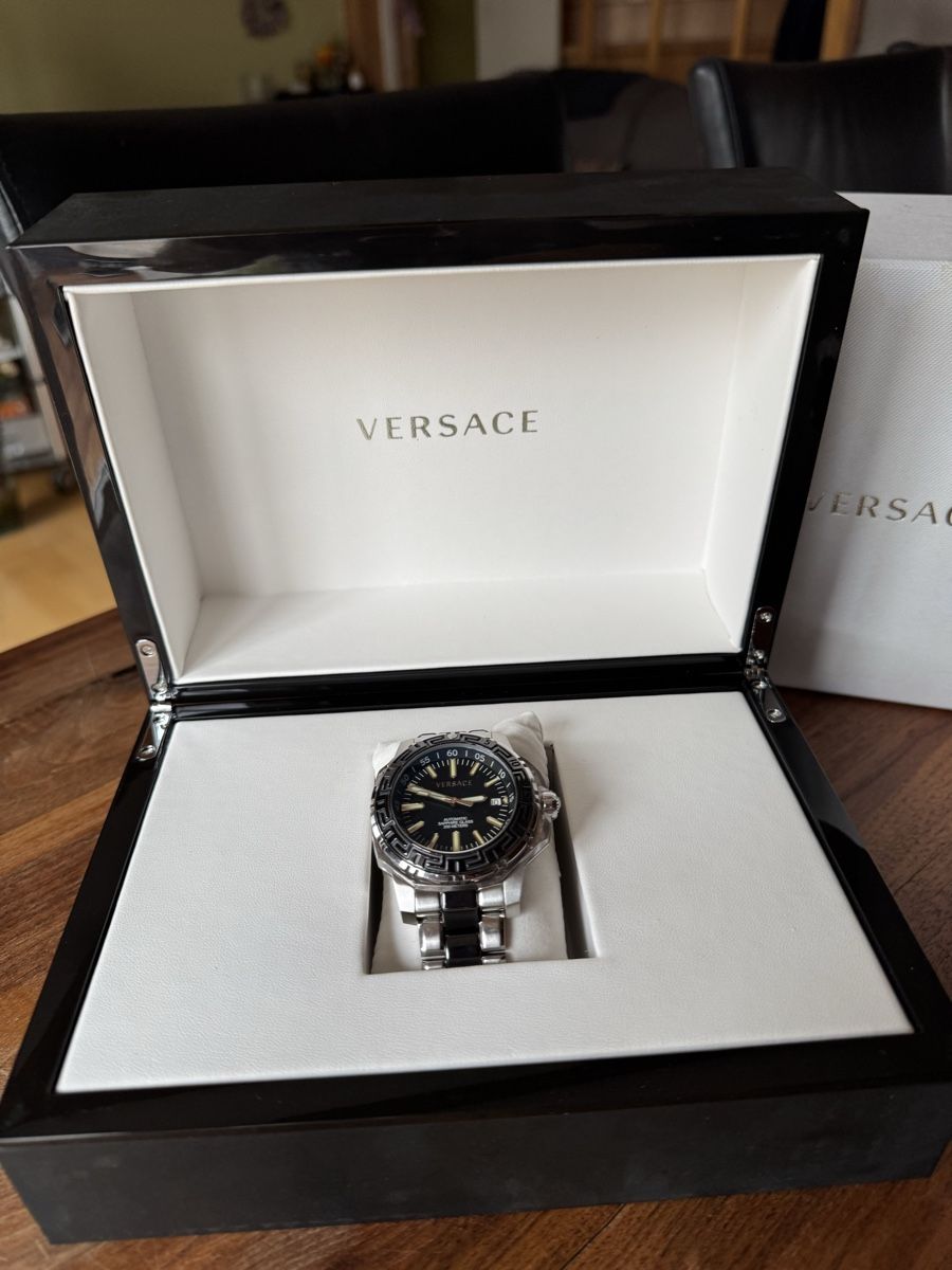 Versace Orologi: Edle rare VERSACE Diver Herrenuhr, Swiss Made, Automatic – Usato da Rünenberg venduto da Fendi02