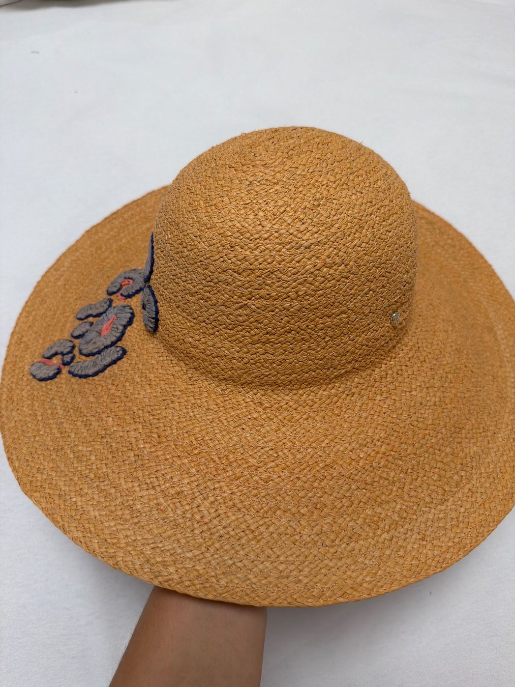 Hüte, Mützen & Caps: Helen Kaminski Korbflechtmaterial – Gebraucht aus Roggwil TG von est_r5x7