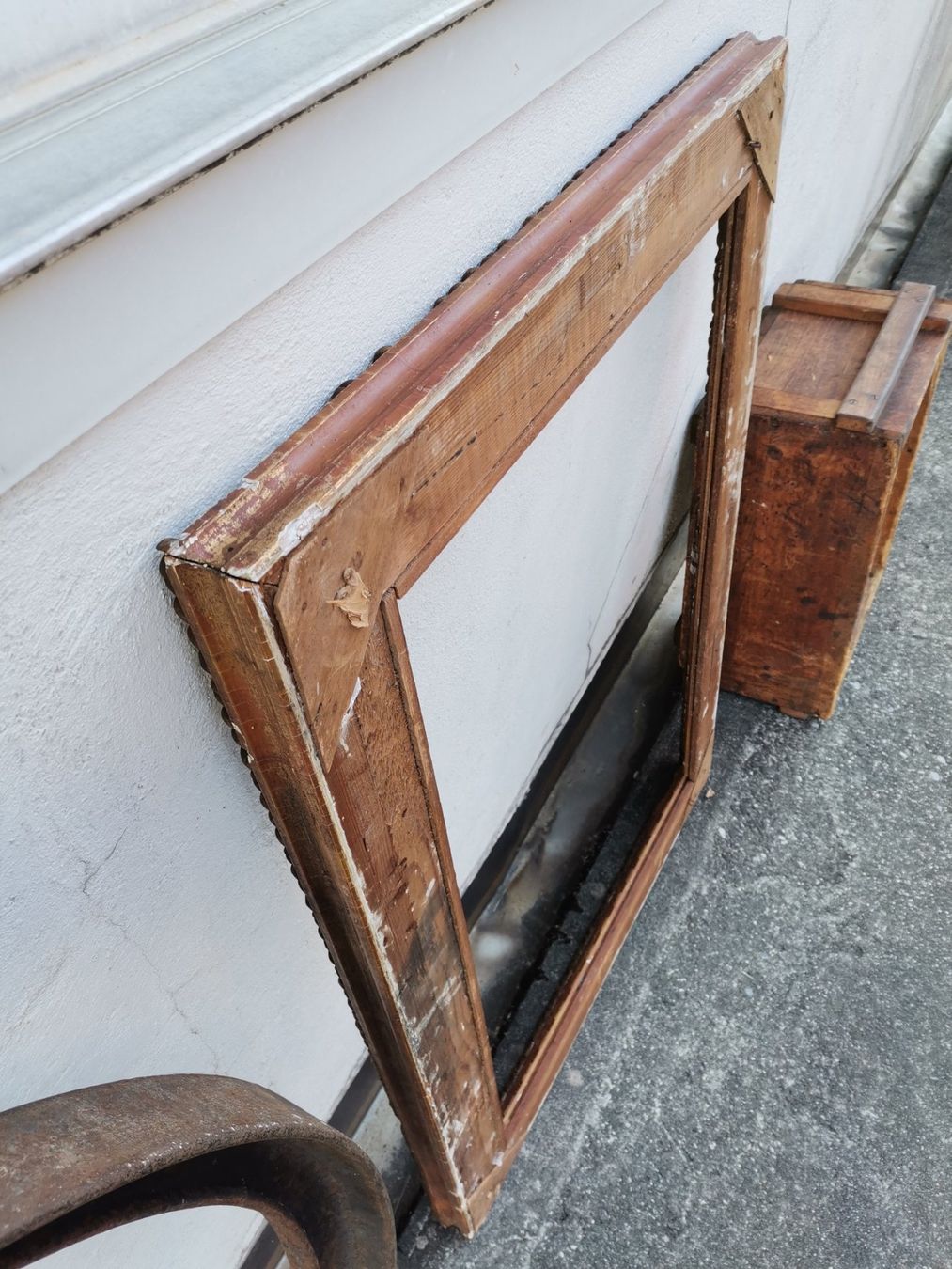 Cornici: Antiker Bilderrahmen, Alter Bilderrahmen, Holzrahmen – Usato da Wiedlisbach venduto da materialkreislauf 6