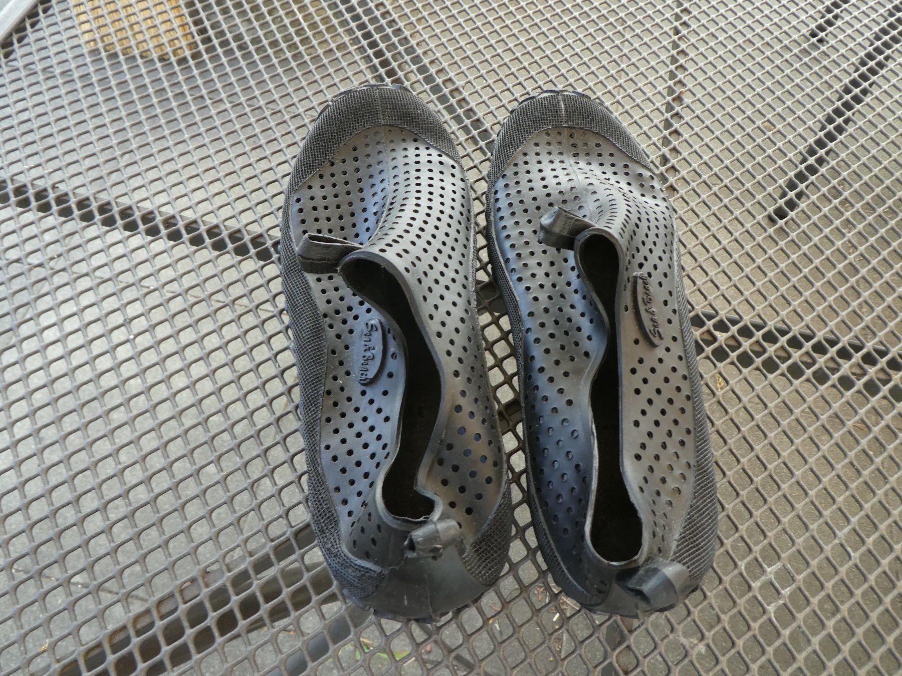 Herrenschuhe: Badeschuhe 43/44Gr. – Neu und originalverpackt aus Siebnen von GluckPilz5684 2