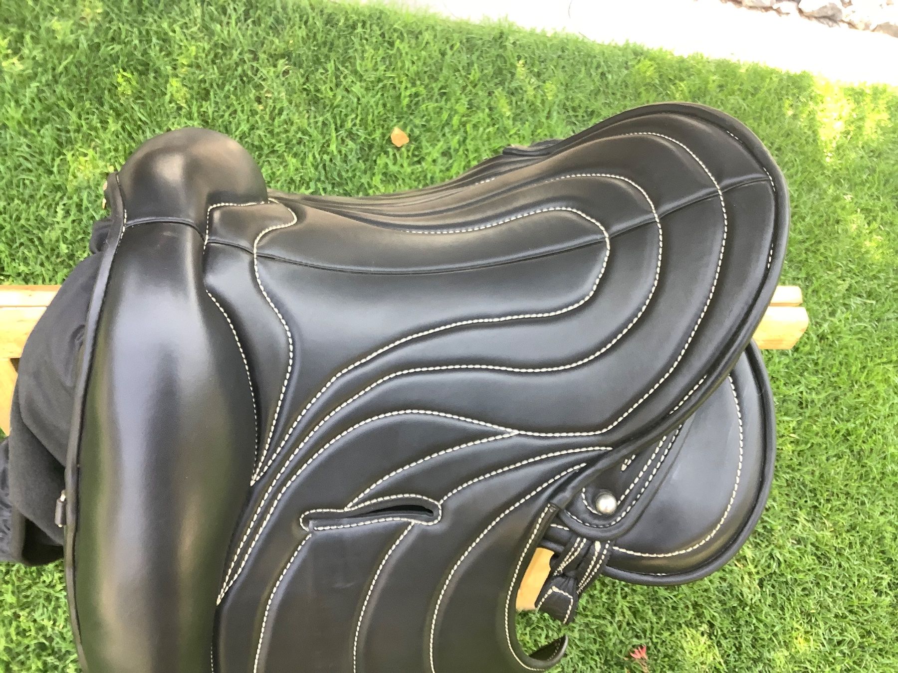 Selles, accessoires: Signum Mercedes Massattel – D'occasion à Rüegsau par esbruso 1