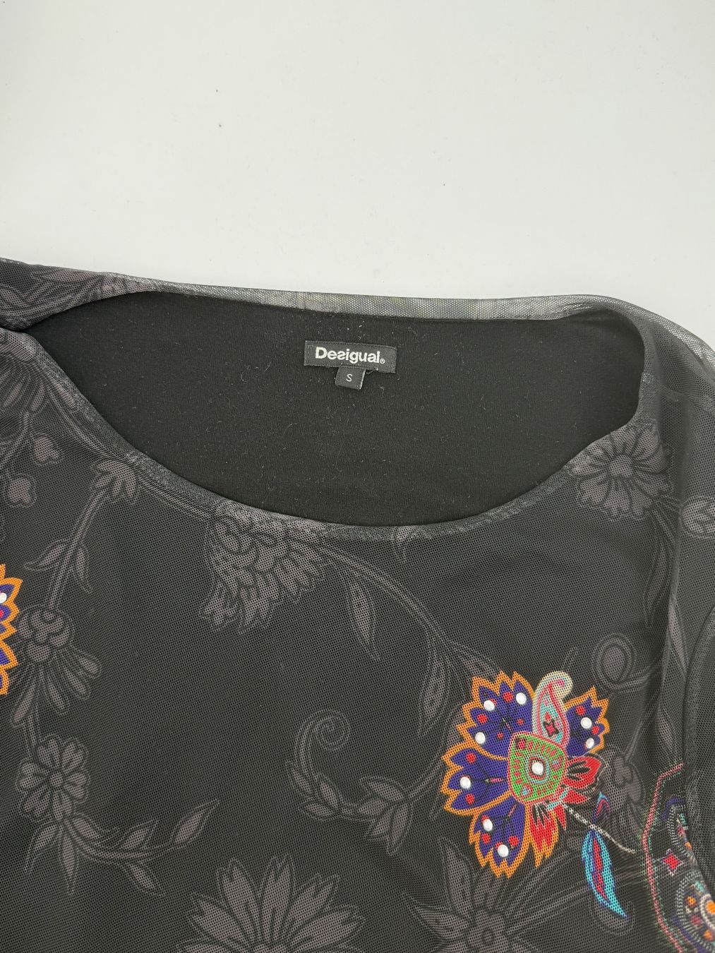 Desigual T-shirt: Desigual Shirt Gr. S – Usato da Auenstein venduto da moin. 5