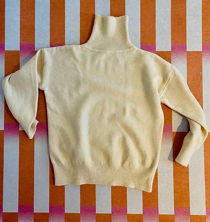 NEU / Rollkragenpullover in Creme/Off-White