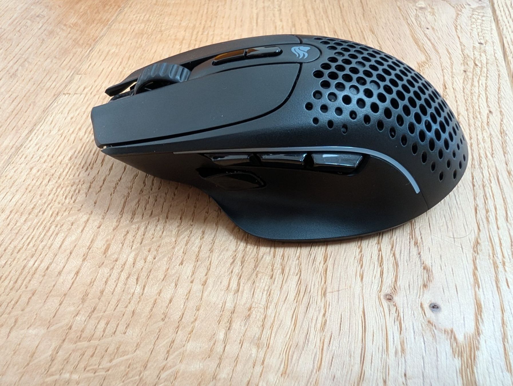 Souris: Glorious Model i2 wireless – D'occasion à Boswil par sami_L_jackson 3