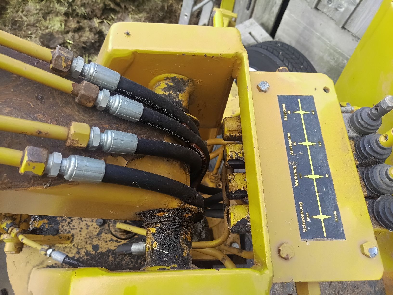 Toutes les machines: Mistkran Griesser 1413 Typ – D'occasion à Gersau par Hardi199 2