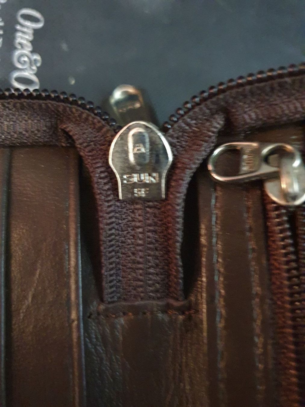 Altro in  Abbigliamento & Accessori: Praktischer Reise Etui – Nuovo e nell'imballaggio originale da Abtwil AG venduto da MaVo.0710 6