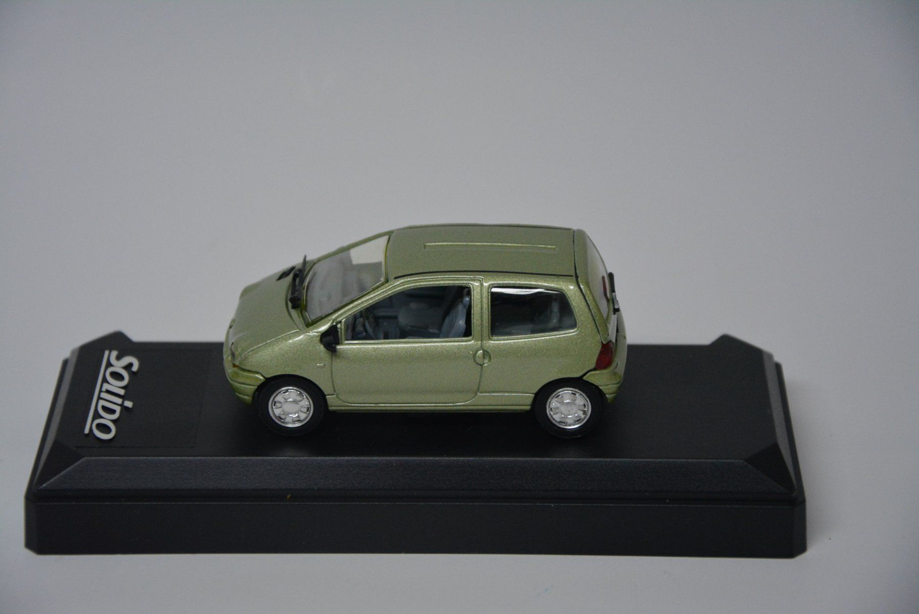 Renault Modellini d'auto: Renault Twingo 1992 , Solido , 1:43 – Nuovo e nell'imballaggio originale da Goldach venduto da Feivel9 1
