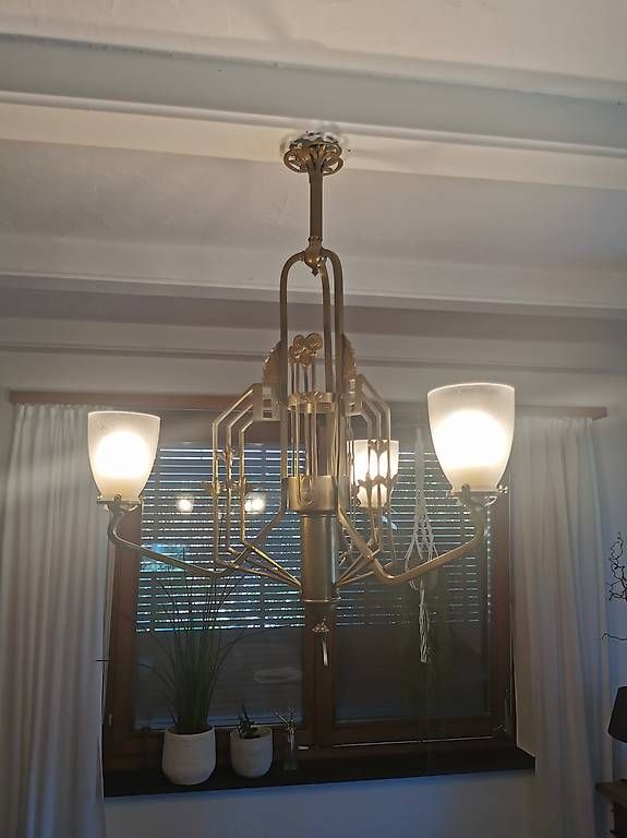 Lustres & lampes de plafonds: Traumhafter Leuchter – D'occasion à Muttenz par ral_yr2d