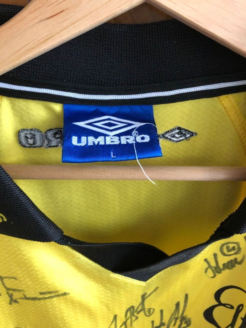 Canottiere & Pantaloni: If Elfsborg Boras Trikot Schweden – Usato da Appenzell venduto da classiccyclingkits 1