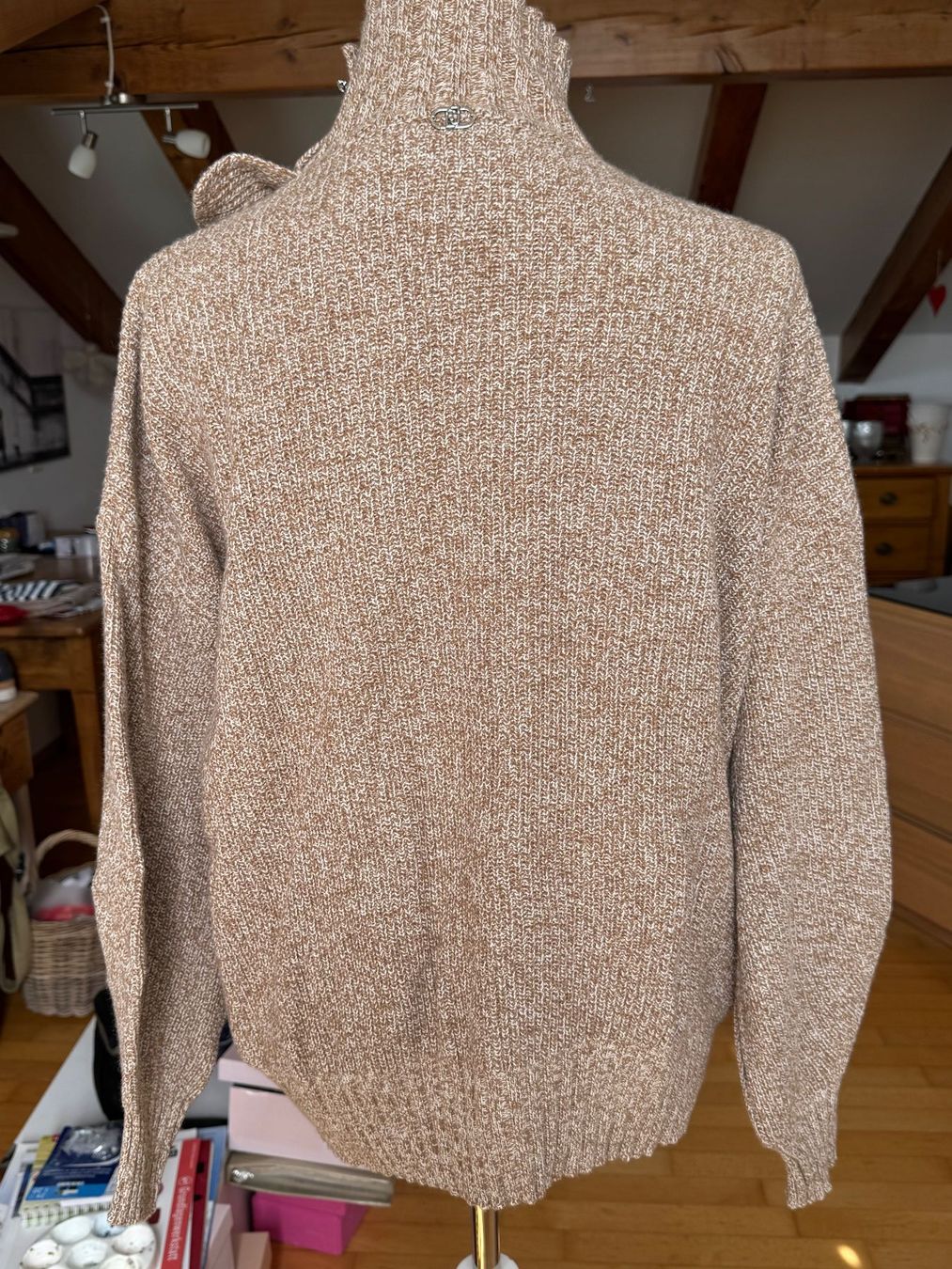 Liu Jo Maglioni & Felpe: Aparter Pullover, Liu Jo, Gr. S – Nuovo (secondo la descrizione) da Oberrohrdorf venduto da maggys15 9