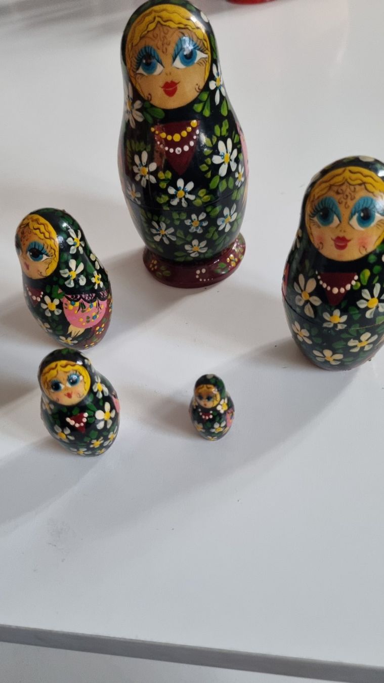 Statuette: poupée russe 5 pièces – Usato da La Chaux-de-Fonds venduto da mikilo1 2