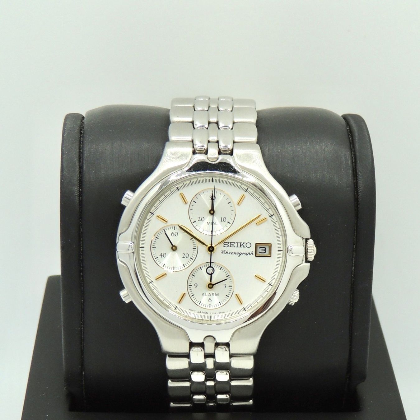 Seiko Uhren: Montre Seiko Chronograph Date NOS – Neu und originalverpackt aus Lausanne von DuGoutetdesCouleurs