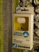 Viessmann H0 Feuerwehrmann mit Kettensäge, Neu