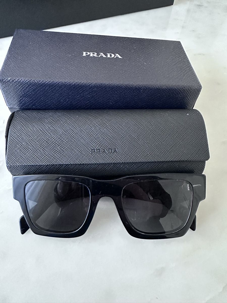 Prada Occhiali & Lenti: Original PRADA Sonnenbrille, Schwarz – Usato da Frick venduto da Soleil4658 1