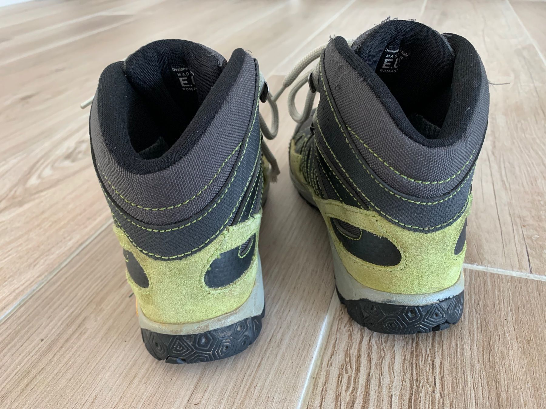 Everest Scarpe per ragazzi: Everest Wanderschuhe Gr. 32 grau-grün – Usato da Rudolfstetten venduto da Joyw 4