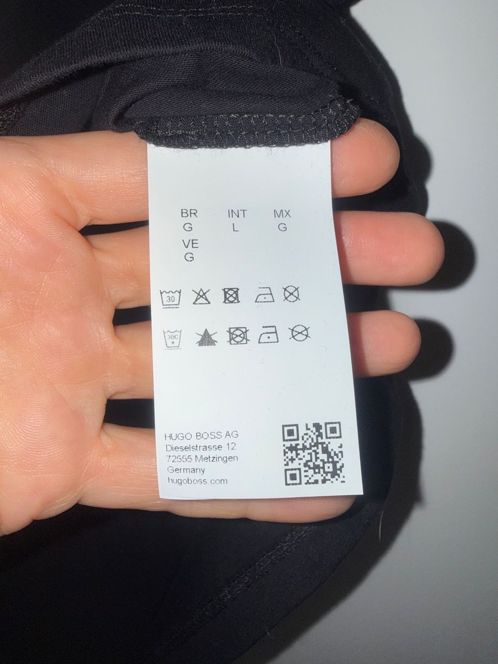 Hugo Boss T-shirt: T-Shirt BOSS Gr.M – Nuovo (secondo la descrizione) da Buchrain venduto da nat_pl5p 2