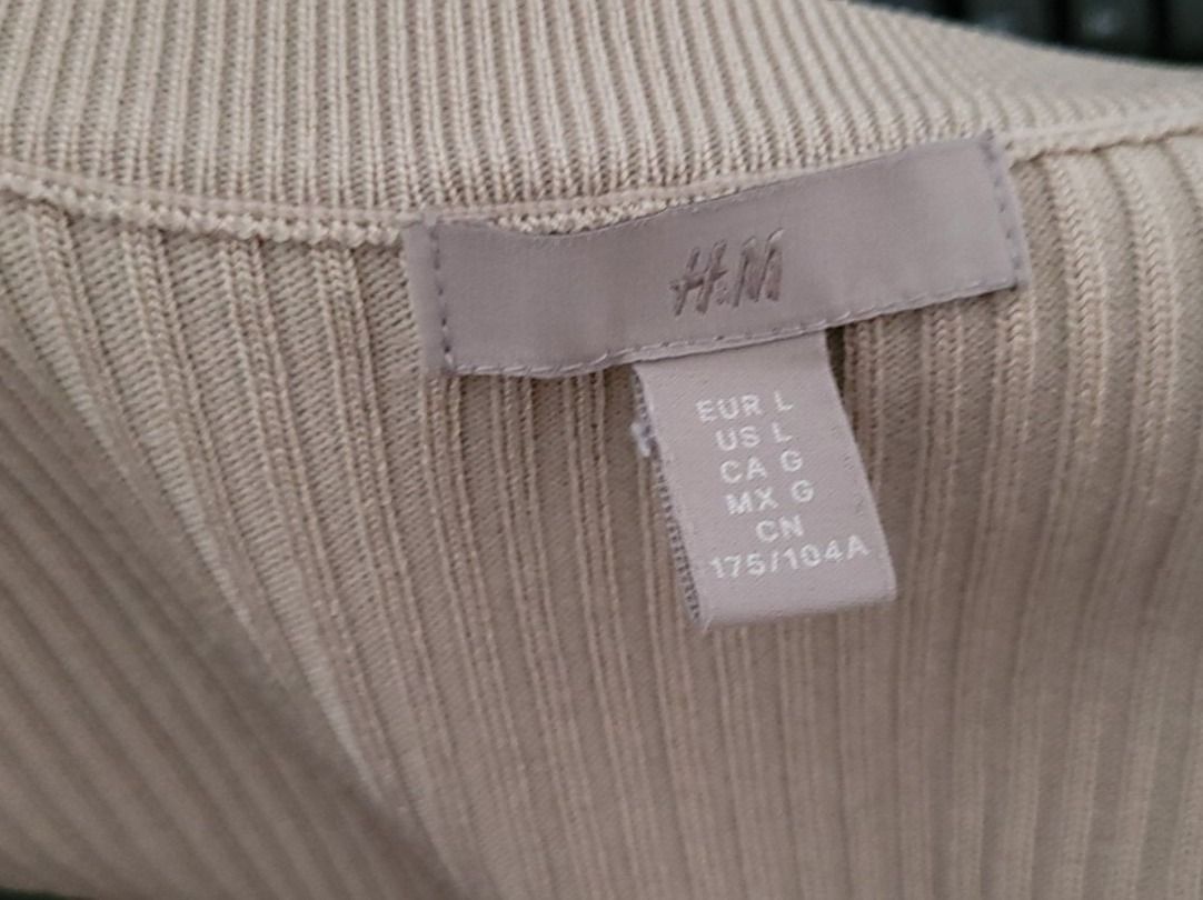 H&M Kleider: Geripptes Kleid H&M Gr.40 neuwertig – Gebraucht aus Oberaach von Svea11 8