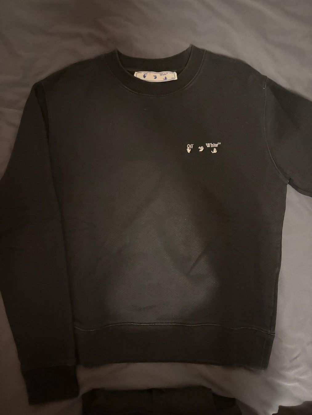 Pulls & Sweat-shirts: Off-White Pullover – D'occasion à Stettlen par jas_m8ld