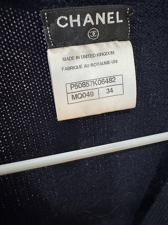 Chanel Jacken: CHANEL CARDIGAN NAVY KASCHMIR – Neu (gemäss Beschreibung) aus Schwyz von bofb 6