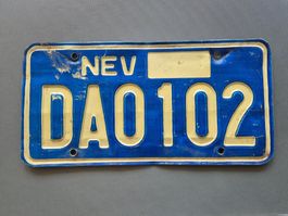 Kontrollschild NEV DAO102 blau weiss Nevada 1970er Jahre