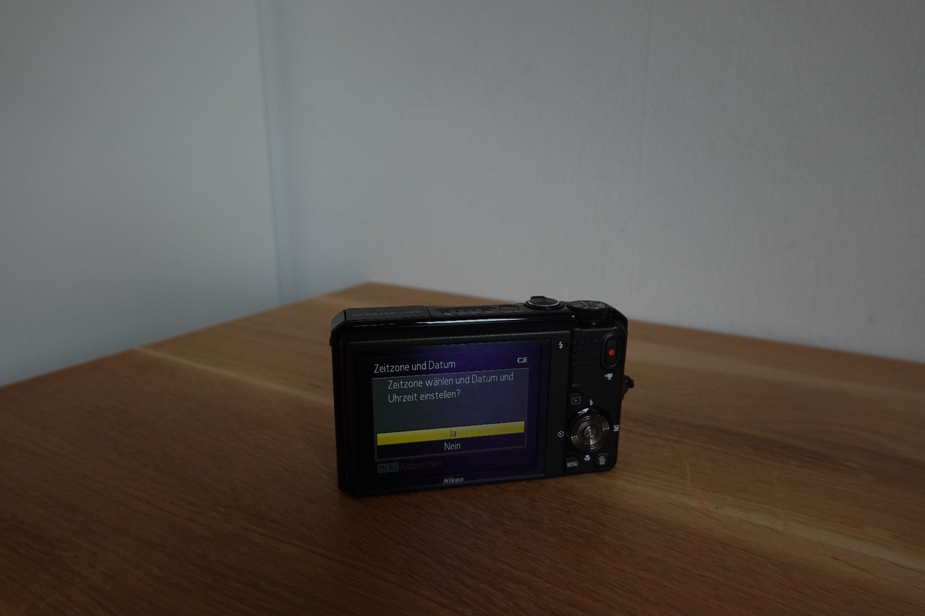 Nikon Fotocamera: Nikon Coolpix S9100 - Schwarz – Usato da Fribourg venduto da mar_9vlt 5