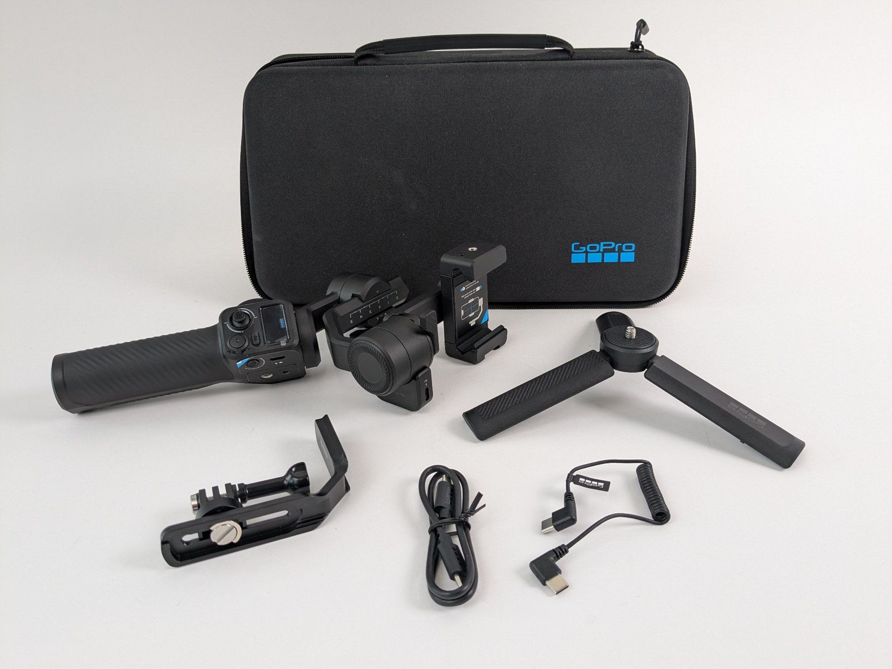 Gopro Trépieds & Accessoires: GOPRO Fluid Pro AI Gimbal – Neuf (Voir description) à Dintikon par Restwert_Dintikon