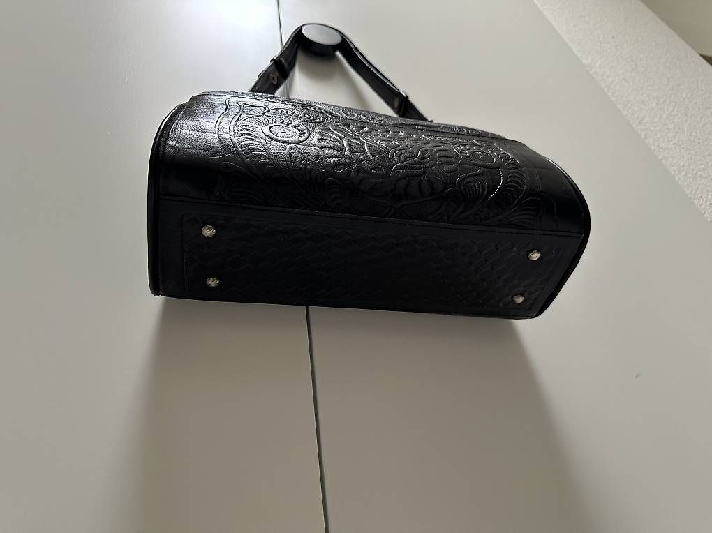 Borse da donna: schwarze Echtleder-Tasche  – Usato da Nebikon venduto da kupferstich 1