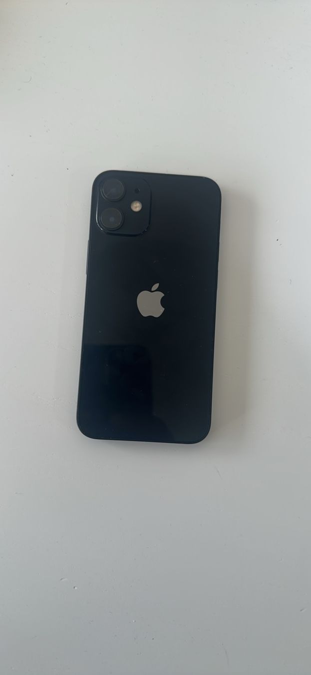 Apple Telefoni cellulari / Smartphones: Apple iPhone 12 mini 64GB Schwarz – Usato da St.Gallen venduto da kaufdeinhandy 1