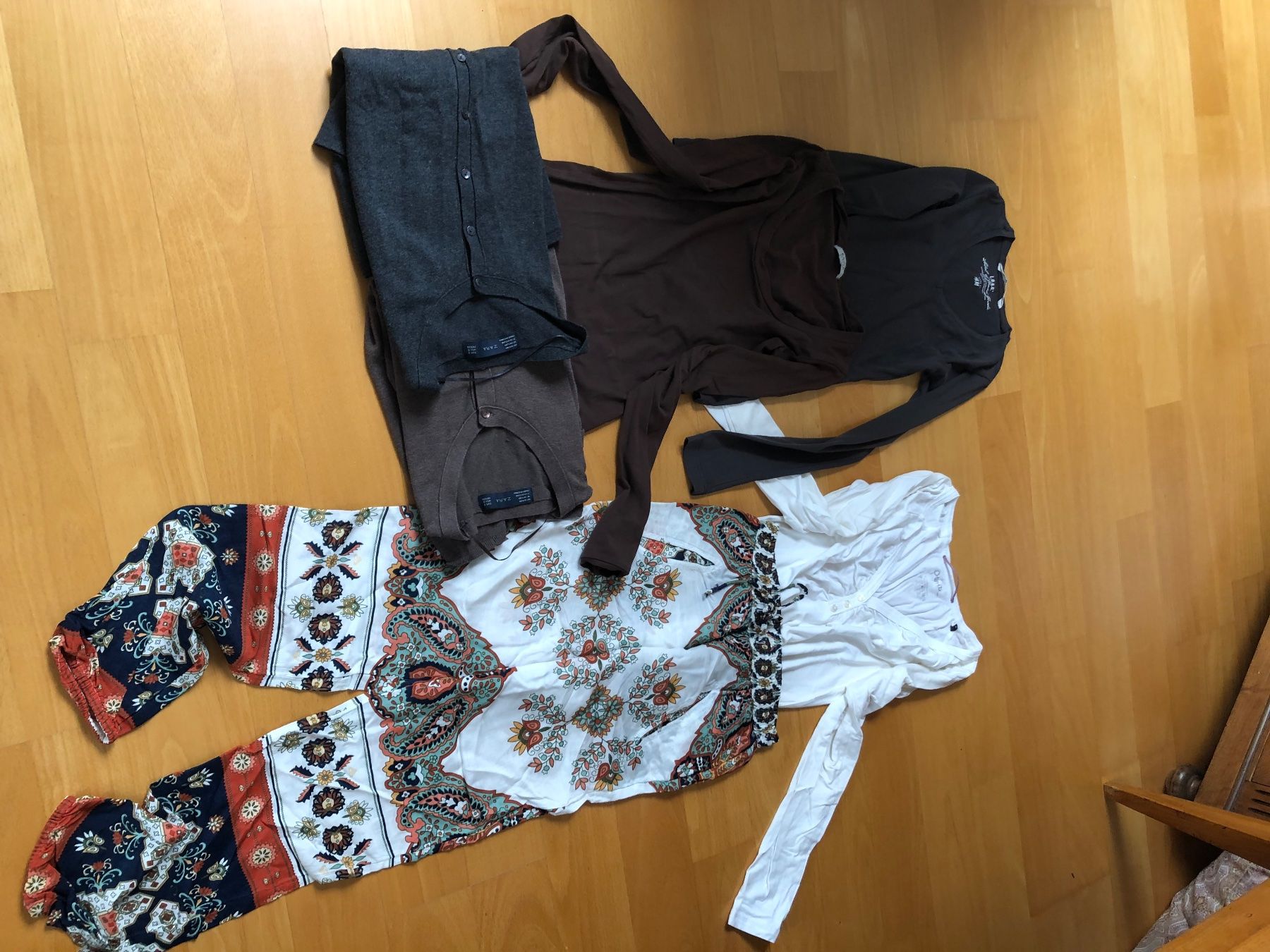 Lotti di vestiti: Kleiderpaket, Diverse Kleider Konvolut – Usato da Buchs-ZH venduto da Birikina 2
