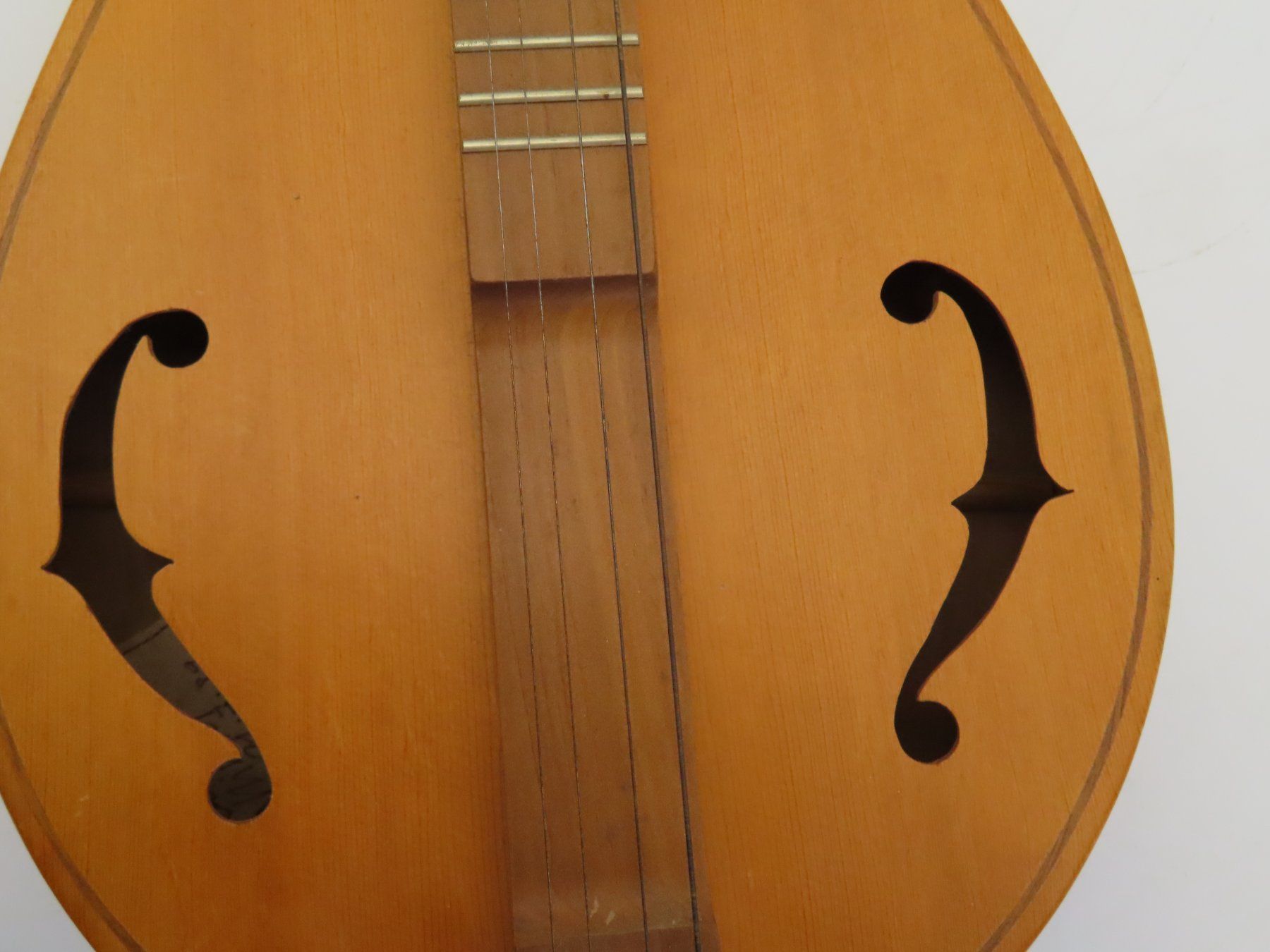 Musikinstrumente: Mountain Dulcimer – Gebraucht aus Reinach BL von WBZ-Flohmarkt 2