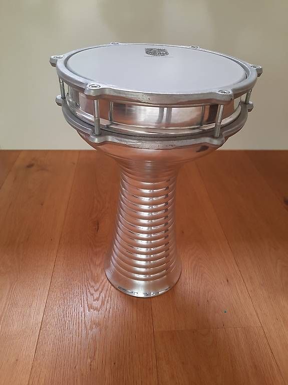 Strumenti musicali: Derbouka / Darbuka métallique – Usato da La Sarraz venduto da bar_kxt7