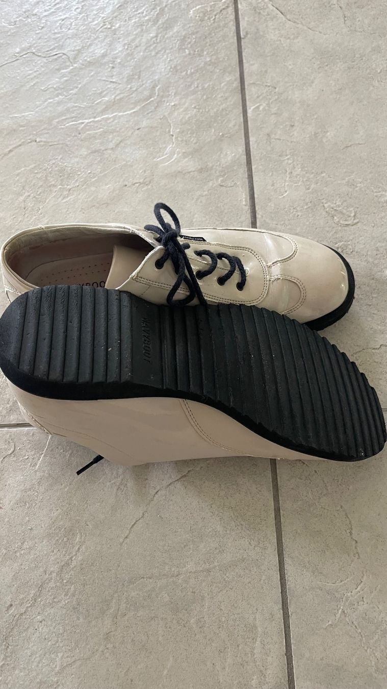 Navyboot Scarpe da donna: Navyboot Schuhe, beige, Grösse 38 – Usato da Wetzikon ZH venduto da Schrungus 2