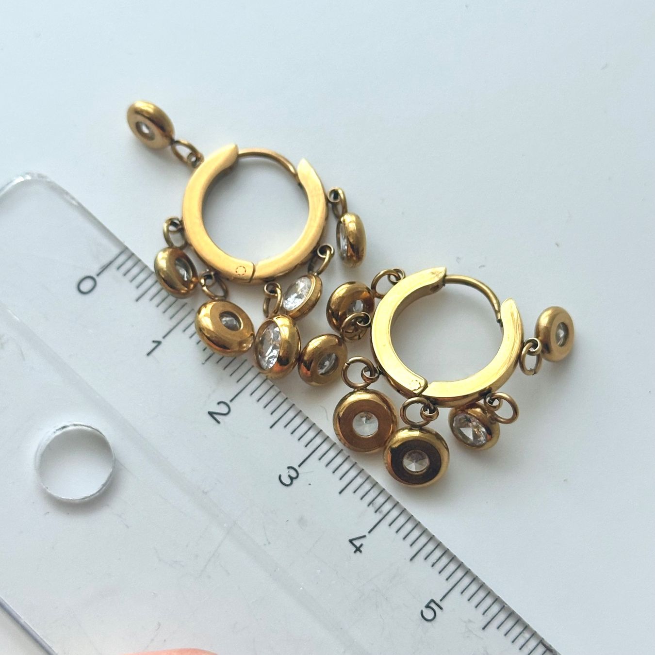 Ohrringe & -stecker: Wunderschöne 18 KGP Kreolen – Neu (gemäss Beschreibung) aus Givisiez von dor_xb9k 3
