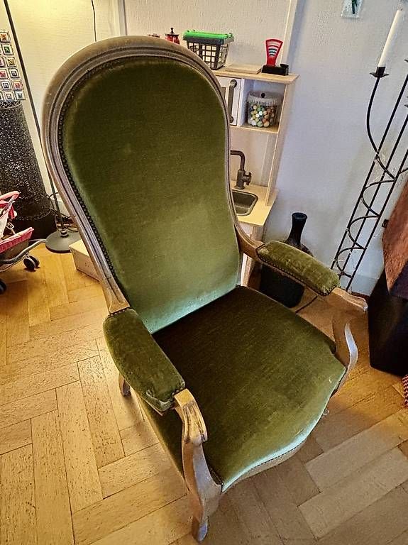Sessel: Voltaire-Sessel – Gebraucht aus menziken von Cmanitou