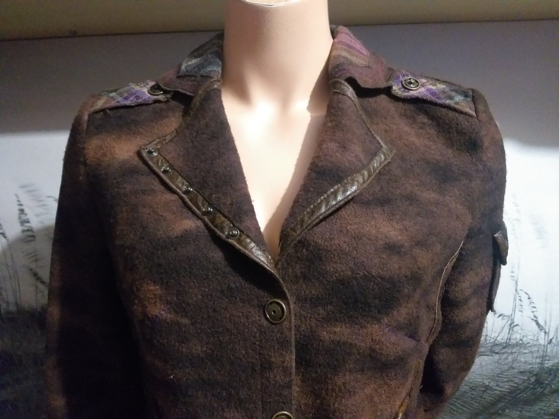Giacche: E_MOTION  Veste / Jacke  Taille / Grosse 40 – Usato da Cossonay-ville venduto da Super-Price-Quality 1