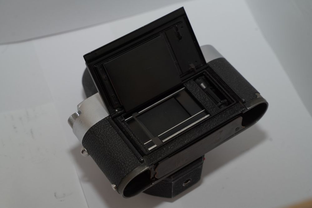 ( RARE) Leica Md 1965 + Visoflex iii + Voightlander 75 f1.8 4